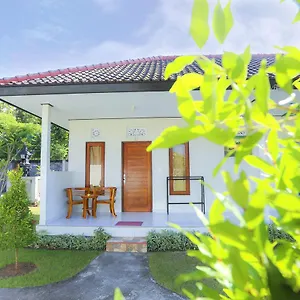 2* Pensión Telaga Sari Bingin